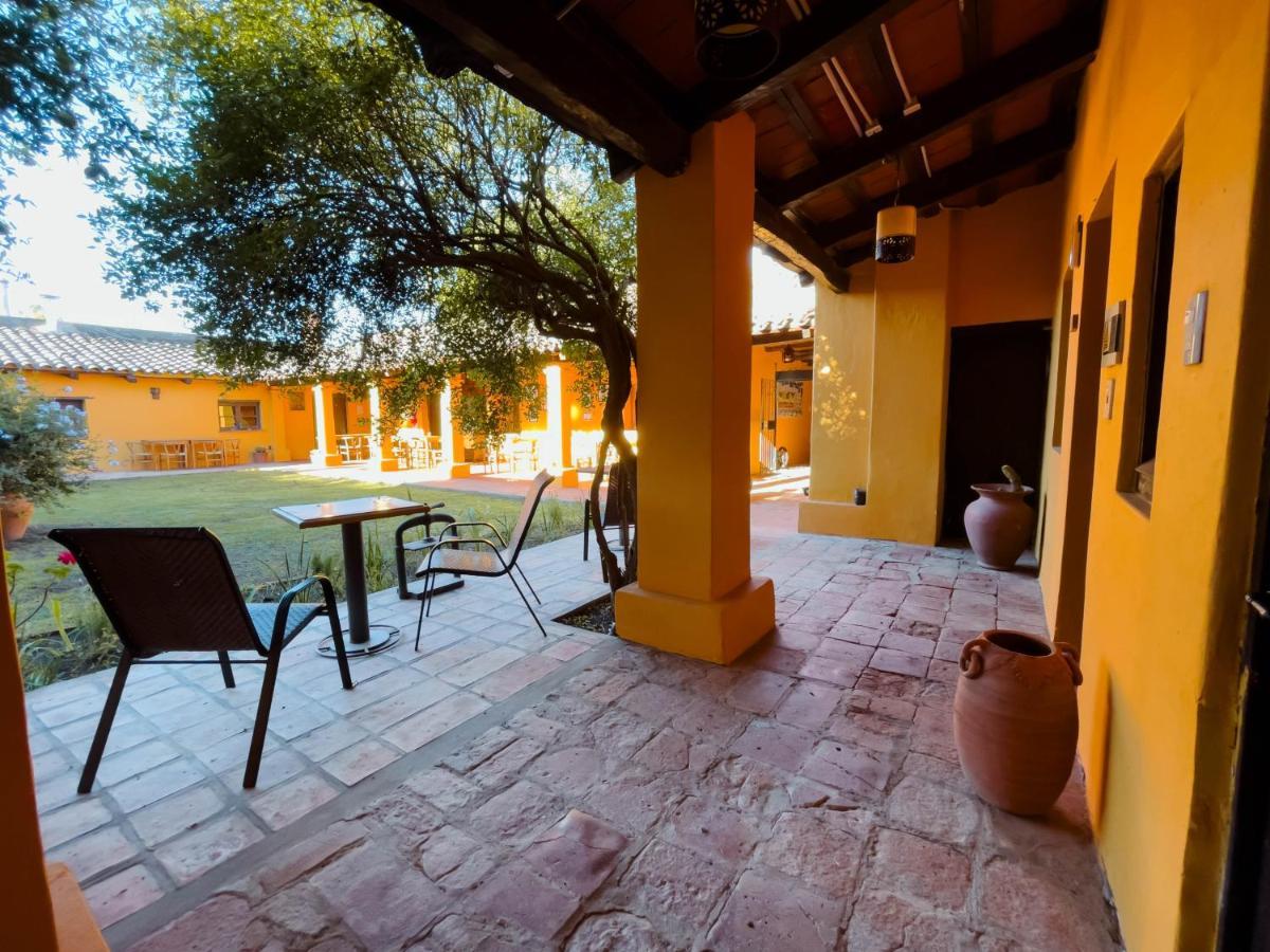 Hotel La Casona De Moldes Coronel Moldes Zewnętrze zdjęcie